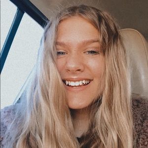 Meet your Posher, Heidi